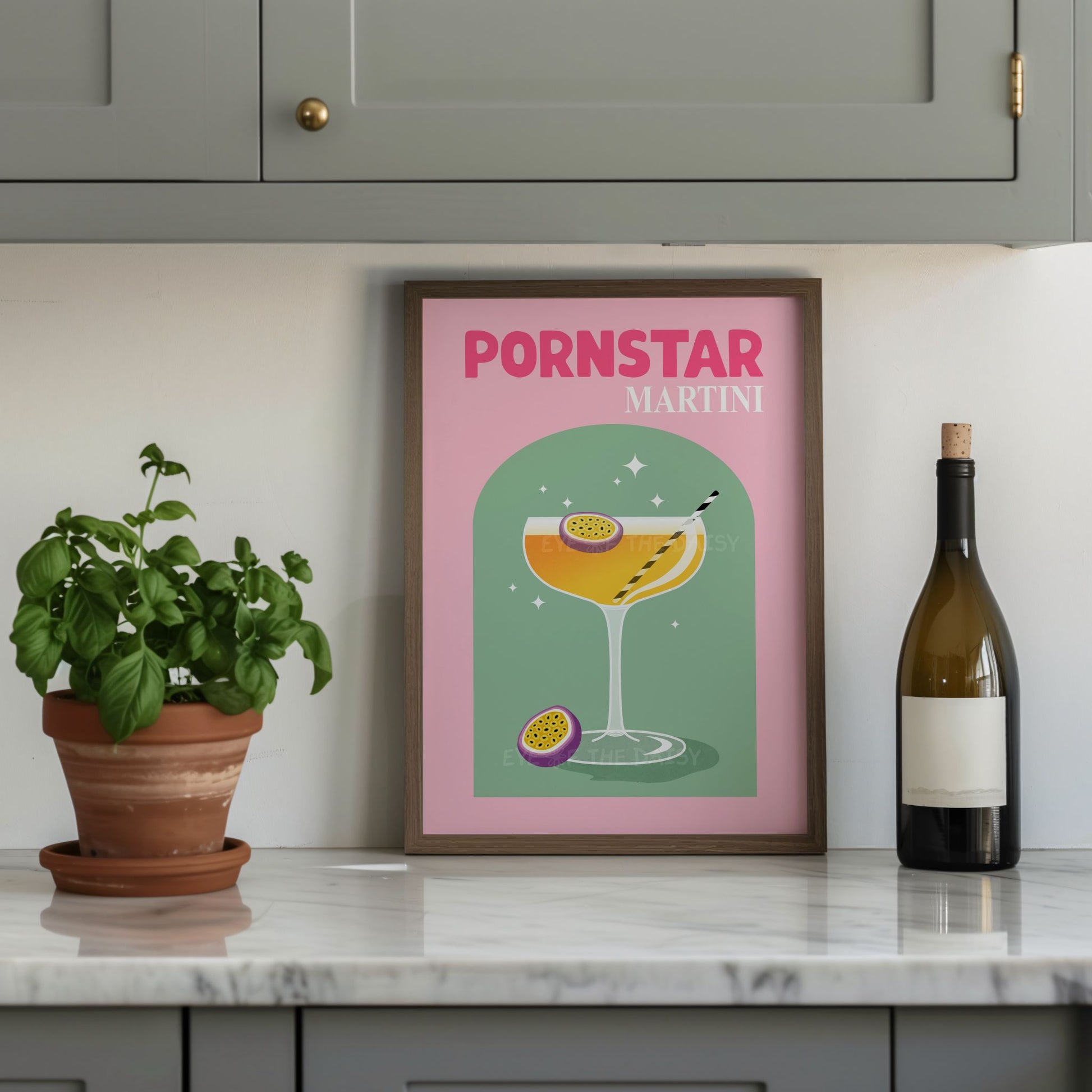 Printable Pornstar Martini poster for modern kitchen or apartment, retro cocktail wall art digital download for vibrant girly decor